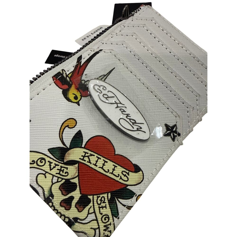 Ed Hardy NWT card holder with zipper - Picture 5 of 5